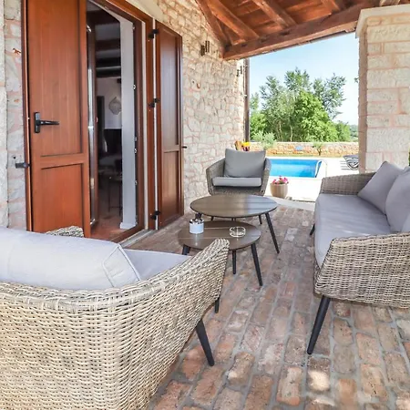 Botanica Istria Villa Stranici kod Lovreca