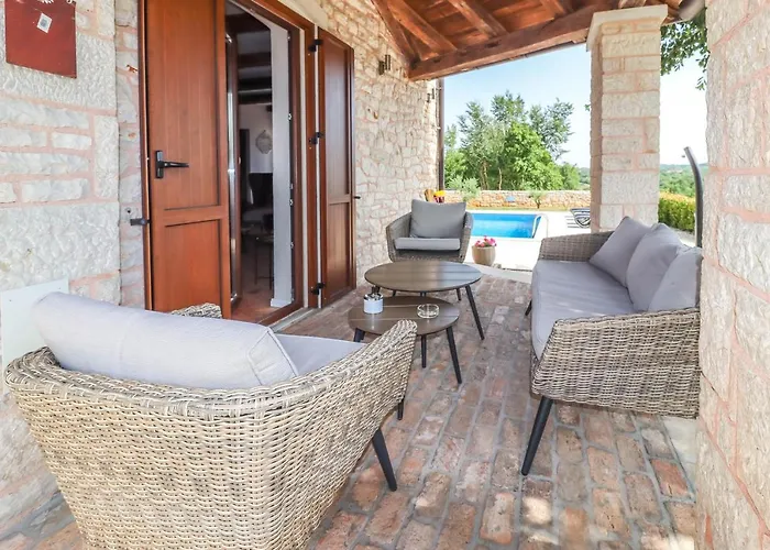 Botanica Istria Villa Stranici kod Lovreca